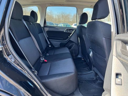 Used 2015 Subaru Forester 2.5i Premium w/ All-Weather Package AWD/4WD image 18