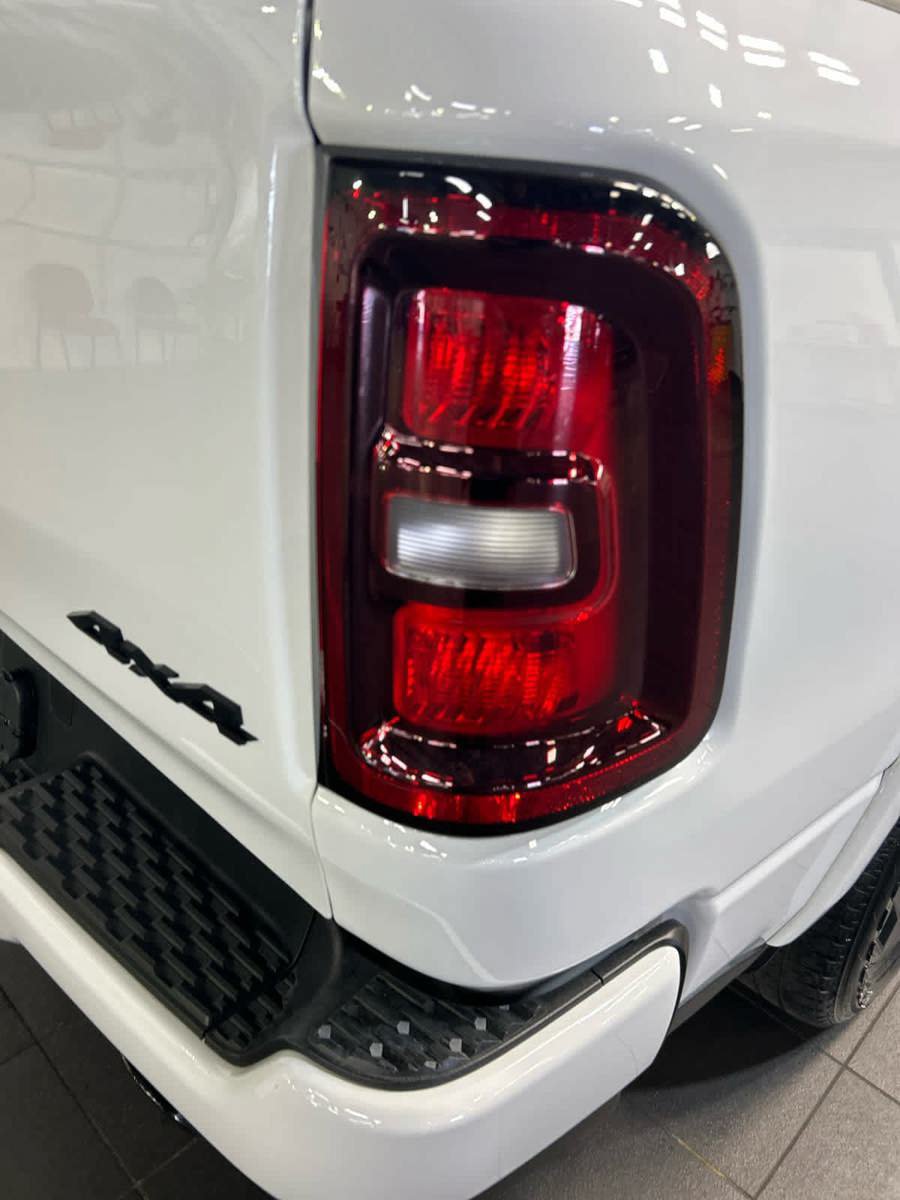 Used 2025 RAM 1500 Big Horn AWD/4WD image 6