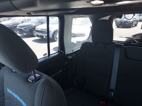 Used 2021 Jeep Wrangler Unlimited Sport AWD/4WD image 12