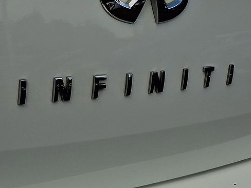 Used 2012 INFINITI G37 x Sedan w/ Premium Pkg AWD/4WD image 30