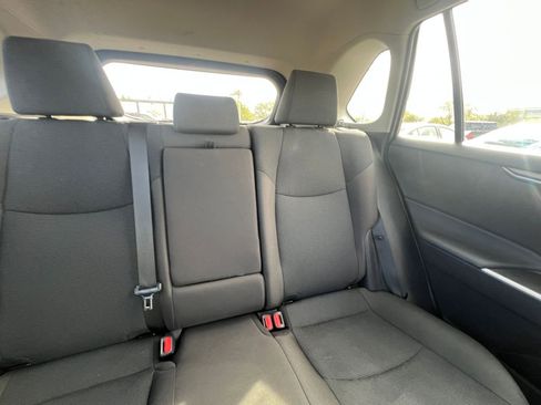 Used 2025 Toyota RAV4 LE image 37