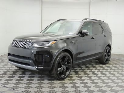 New 2025 Land Rover Discovery S