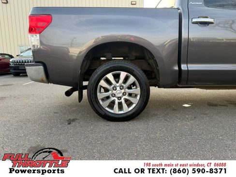 Used 2012 Toyota Tundra Limited w/ Platinum Pkg AWD/4WD image 28