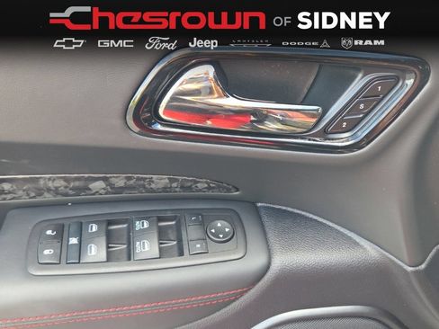 Used 2025 Dodge Durango R/T AWD/4WD image 32