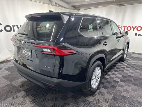 Used 2026 Toyota Grand Highlander XLE image 7