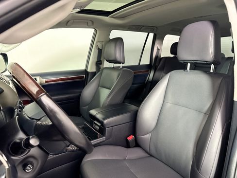 Used 2019 Lexus GX 460 Premium AWD/4WD image 19