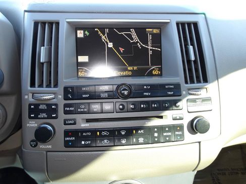 Used 2004 INFINITI FX45 AWD w/ Technology Pkg image 19