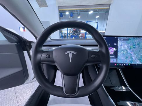 Used 2020 Tesla Model 3 Long Range AWD/4WD image 15