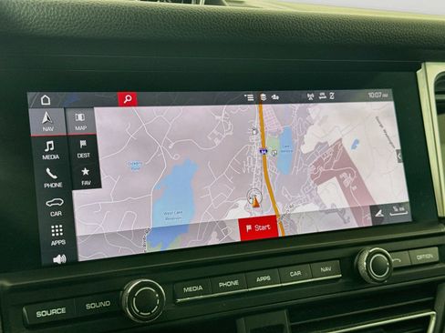 Certified 2020 Porsche Macan AWD/4WD image 18