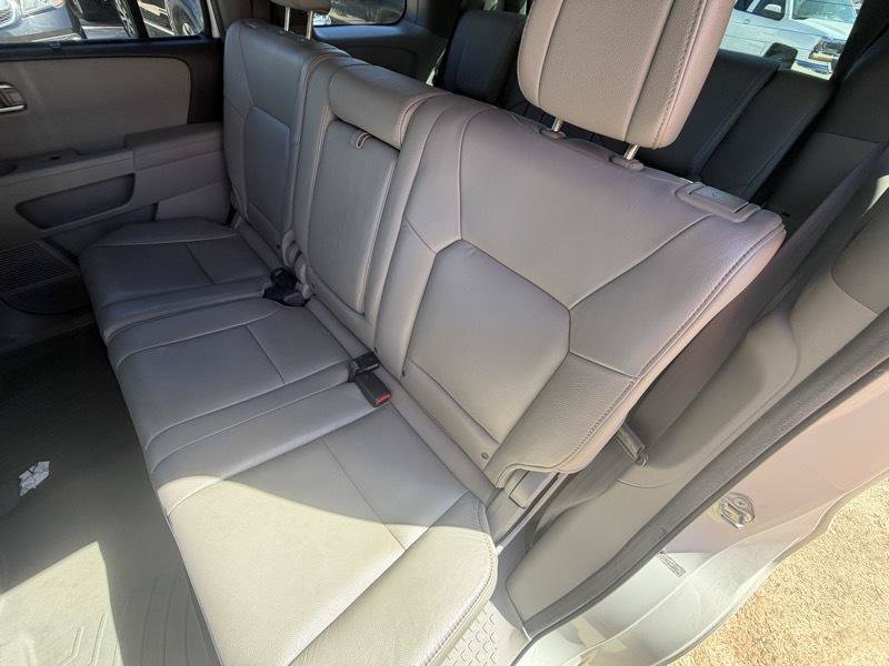 Used 2012 Honda Pilot Touring image 19