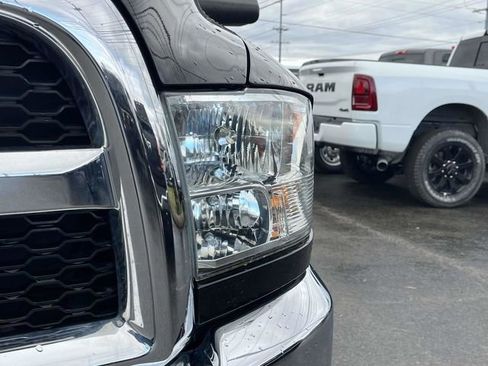 Used 2018 RAM 2500 Tradesman w/ Chrome Appearance Group image 9