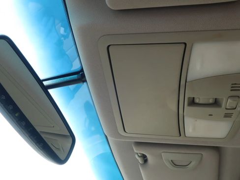 Used 2017 INFINITI QX70 3.7 w/ Premium Package image 37