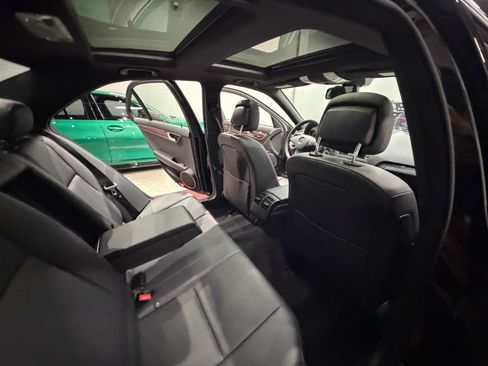 Used 2011 Mercedes-Benz C 300 4MATIC Sedan image 34