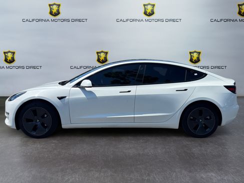Used 2023 Tesla Model 3 Standard Range RWD image 2
