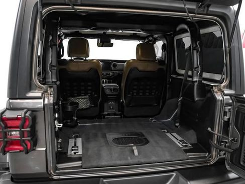 Used 2021 Jeep Wrangler Rubicon AWD/4WD image 37