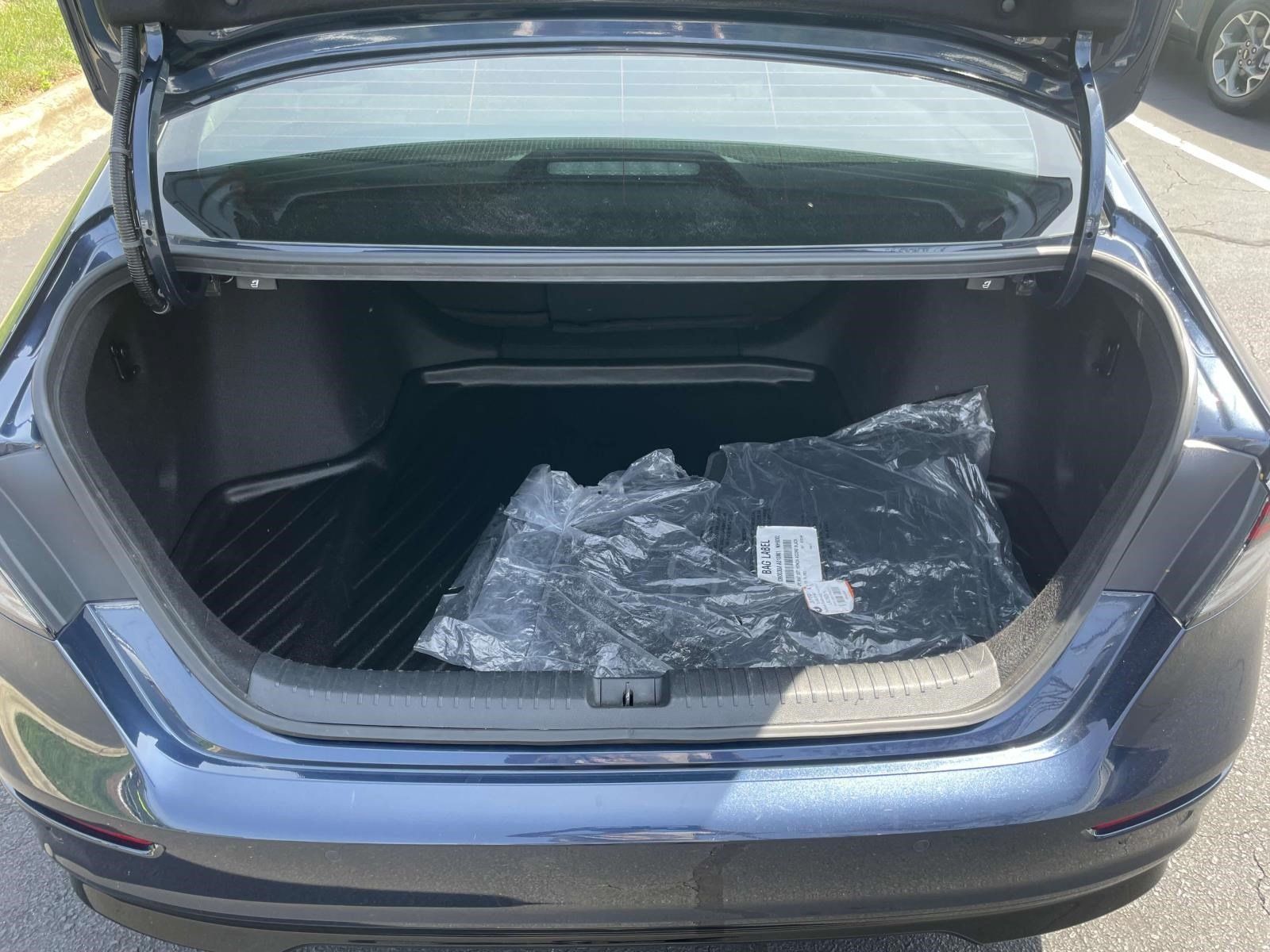 Used 2025 Honda Accord Touring image 8