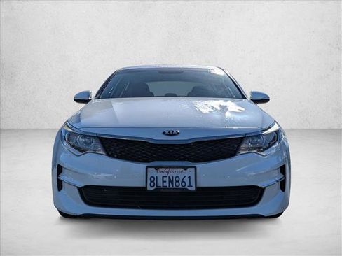 Used 2016 Kia Optima LX FWD image 2