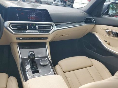 Used 2021 BMW 330i Sedan image 16