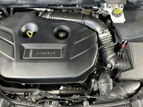 Used 2019 Lincoln MKC Reserve image 28