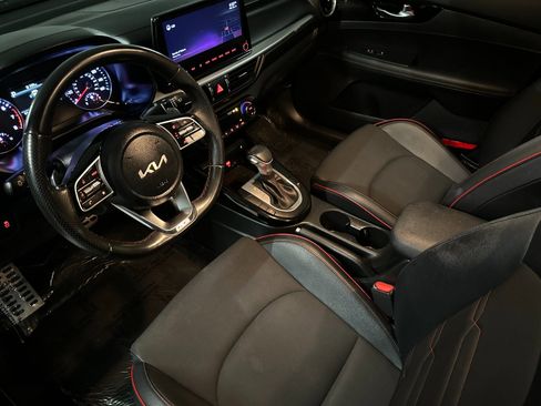 Certified 2022 Kia Forte GT image 9