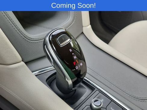 Used 2020 Cadillac XT5 Premium Luxury w/ LPO, Floor Liner Package FWD image 32