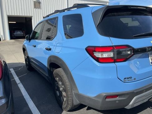 Certified 2023 Honda Pilot TrailSport image 8