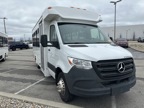 Used 2022 Mercedes-Benz Sprinter 3500 image 1
