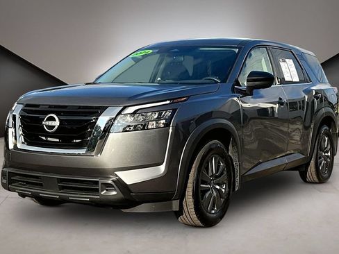 Certified 2024 Nissan Pathfinder S AWD/4WD image 3