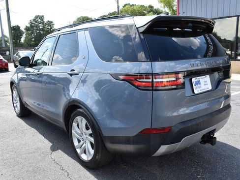 Used 2019 Land Rover Discovery HSE image 8
