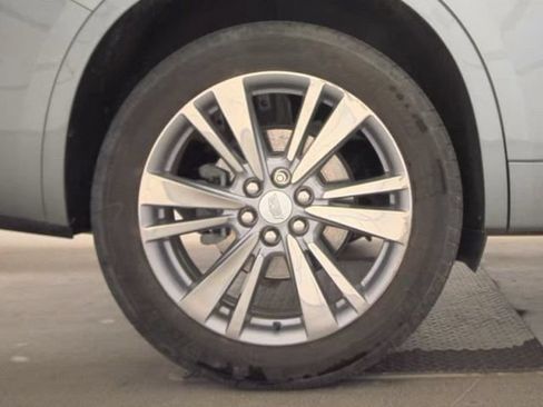 Used 2024 Cadillac XT6 Premium Luxury AWD/4WD image 39