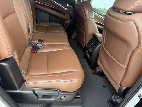 Used 2017 Acura MDX w/ Technology Package AWD/4WD image 39