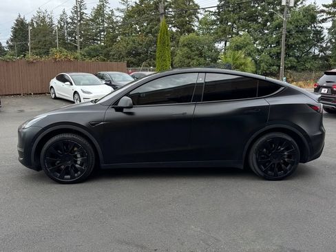 Used 2020 Tesla Model Y Long Range AWD/4WD image 4