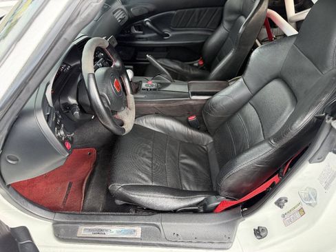 Used 2006 Honda S2000 image 29