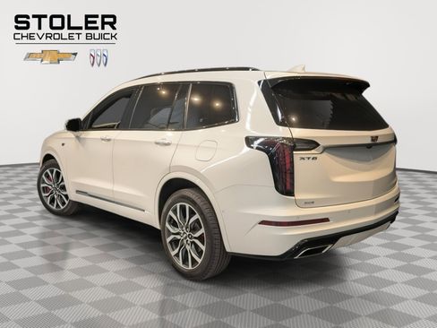 Used 2024 Cadillac XT6 Sport w/ Technology Package image 3