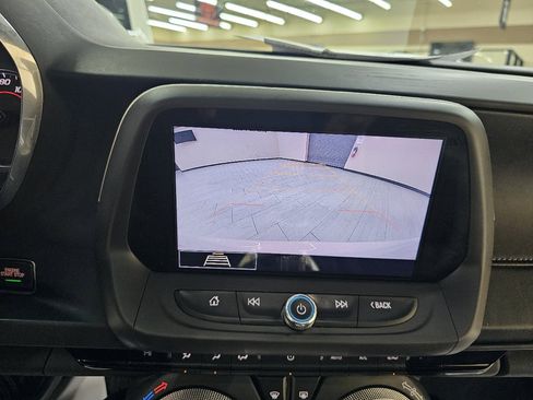 Used 2020 Chevrolet Camaro LT w/ Technology Package image 33
