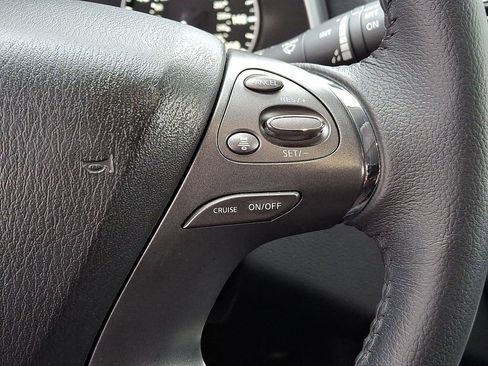 Used 2024 Nissan Murano SV image 22