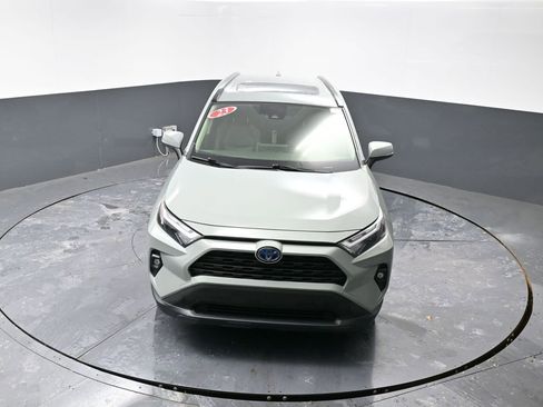 Used 2023 Toyota RAV4 XLE Premium image 44