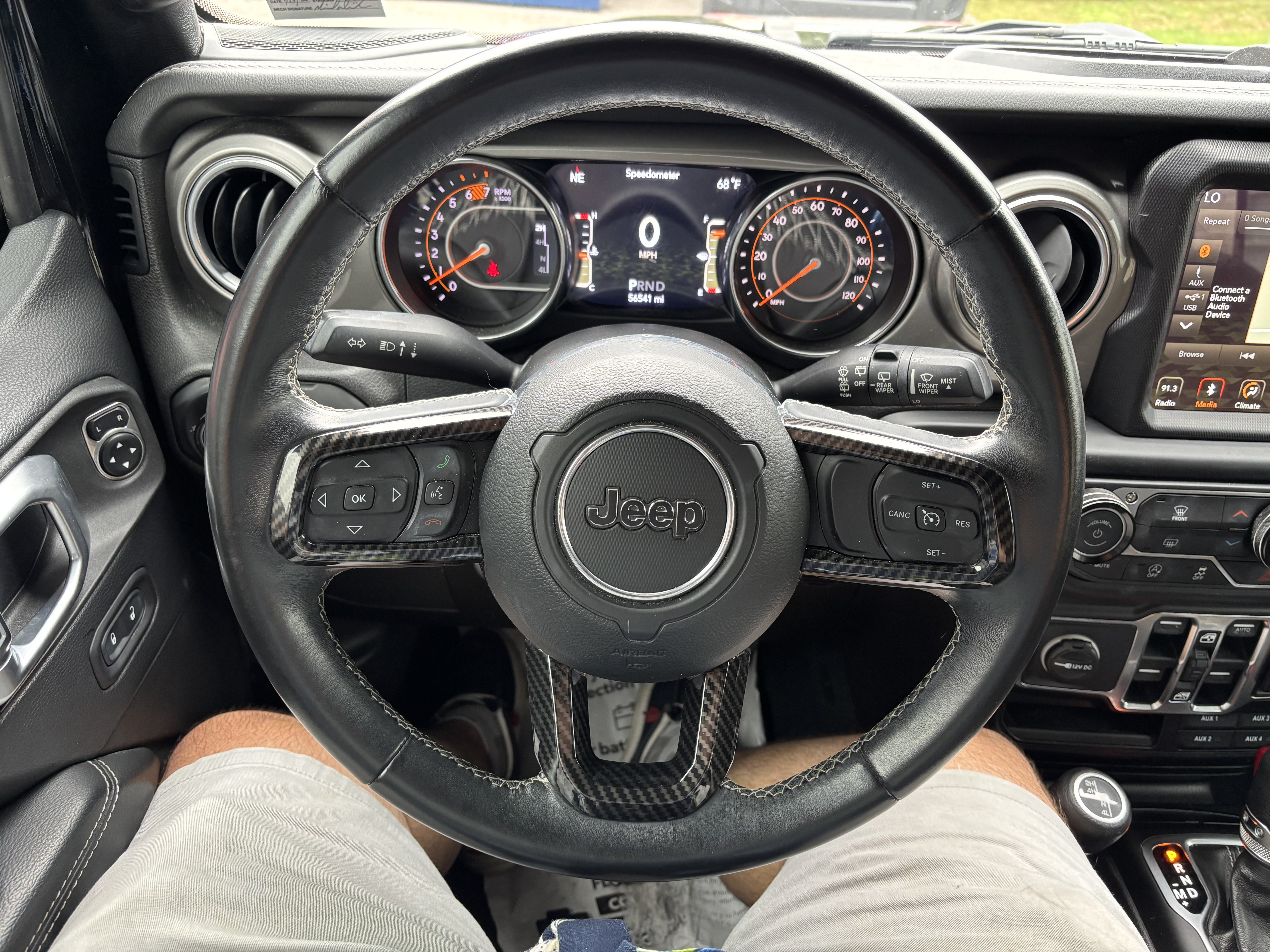 Used 2018 Jeep Wrangler Unlimited Sahara AWD/4WD image 18