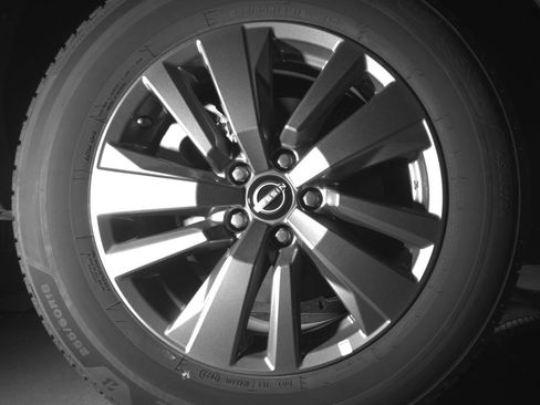 Used 2025 Nissan Pathfinder SV image 15