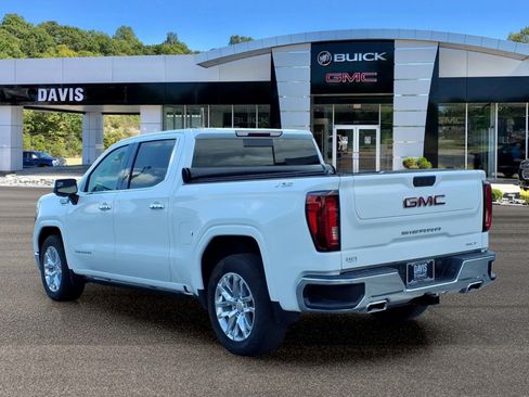 Used 2022 GMC Sierra 1500 SLT w/ SLT Premium Package AWD/4WD image 4