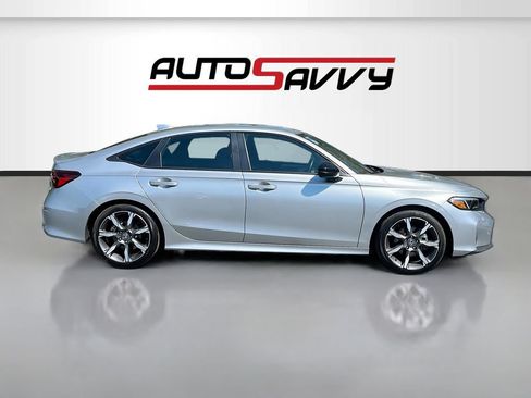 Used 2025 Honda Civic Sport Touring image 8