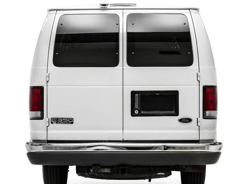 Used 2001 Ford E-350 and Econoline 350 XLT image 8