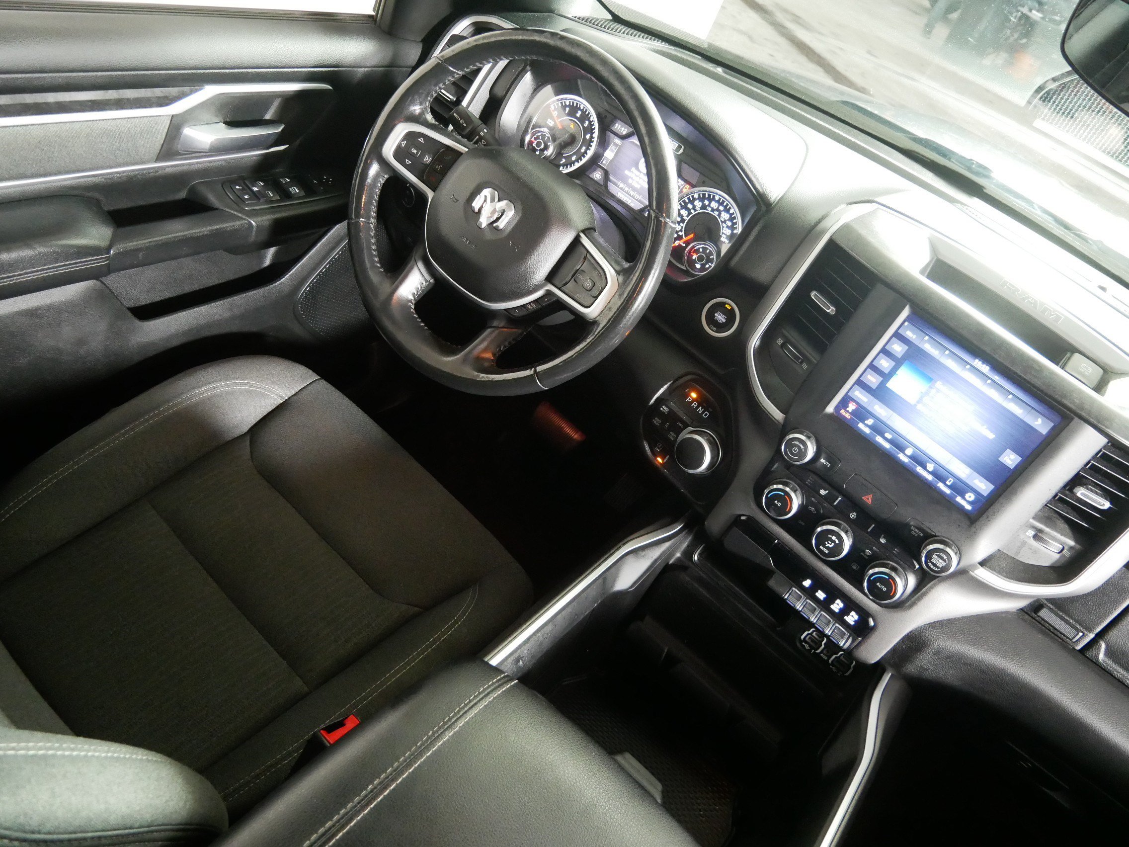 Used 2020 RAM 1500 Big Horn AWD/4WD image 9