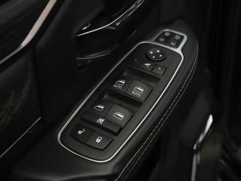 Used 2024 RAM 2500 Limited AWD/4WD image 7
