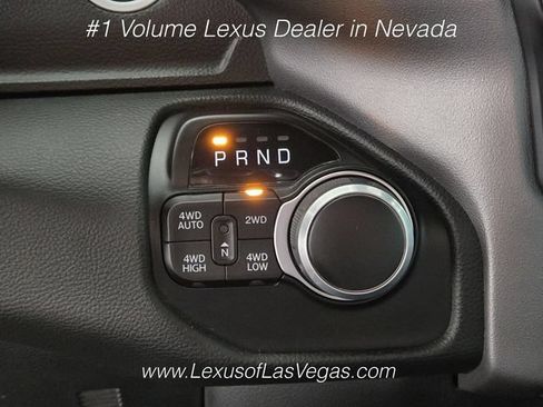 Used 2022 RAM 1500 Big Horn AWD/4WD image 37