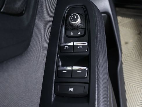 Used 2025 Subaru Forester Premium AWD/4WD image 33