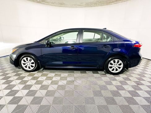 Used 2024 Toyota Corolla LE image 6