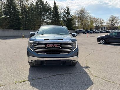 Used 2024 GMC Sierra 1500 SLT w/ SLT Convenience Package