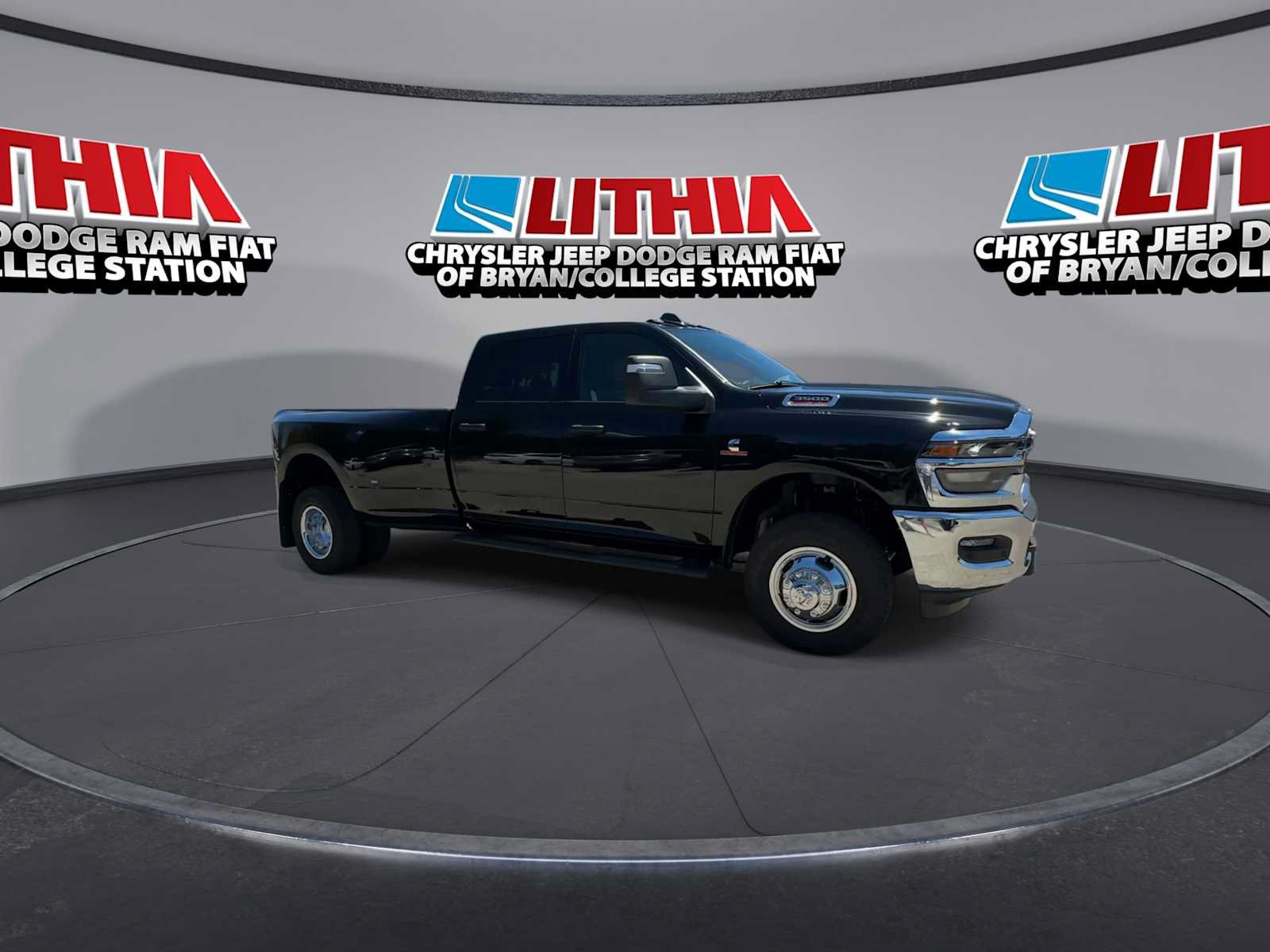 New 2026 RAM 3500 Tradesman AWD/4WD image 3