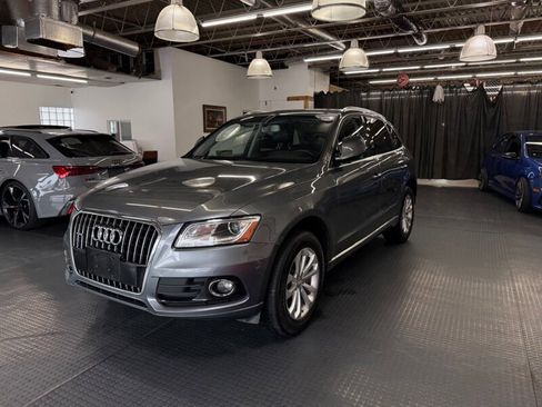 Used 2016 Audi Q5 2.0T Premium Plus w/ Technology Package image 8